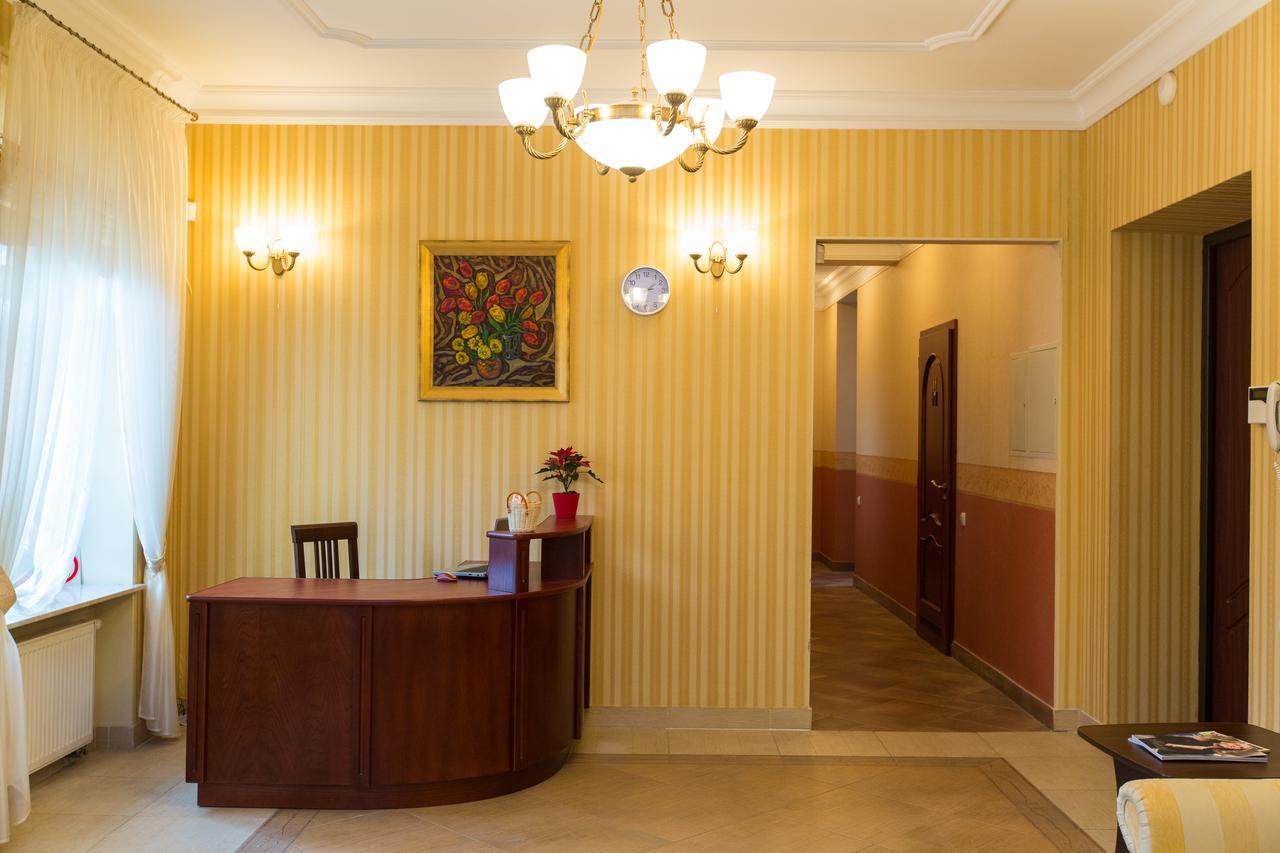10 Rooms Lviv Eksteriør bilde